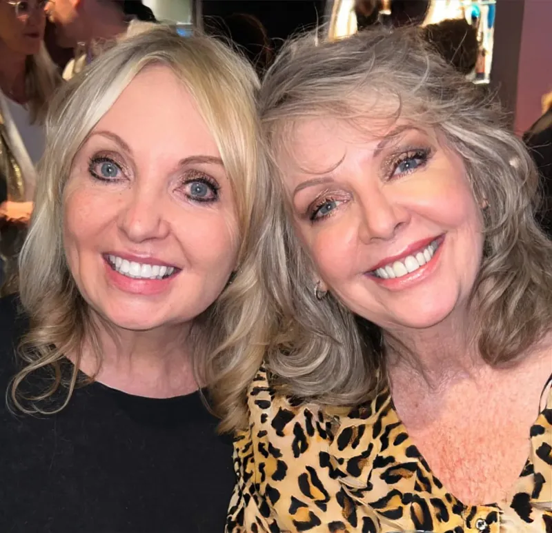 Dee Anderson/Singer/Actress