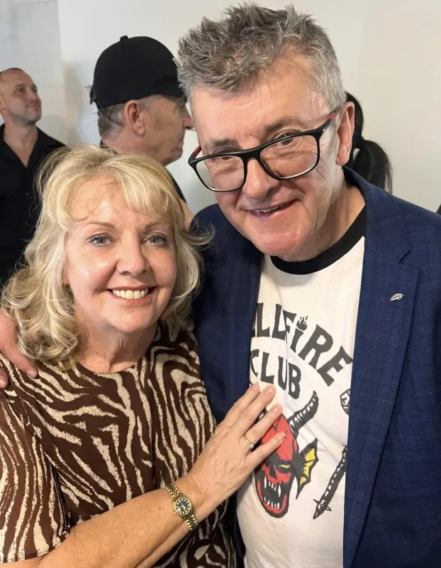 Joe Pasquale/comedian