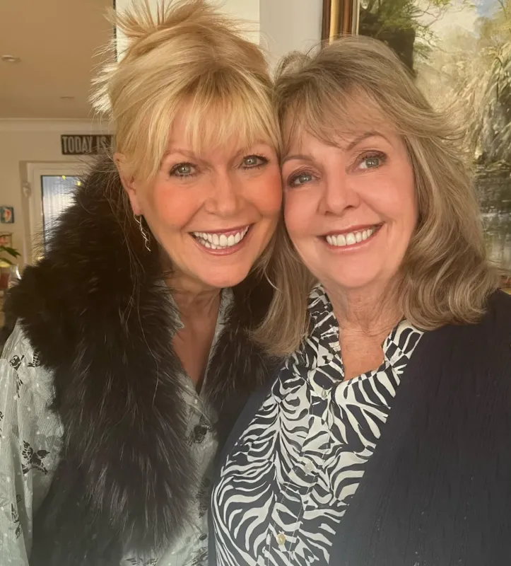 Julie Peasgood/Actress
